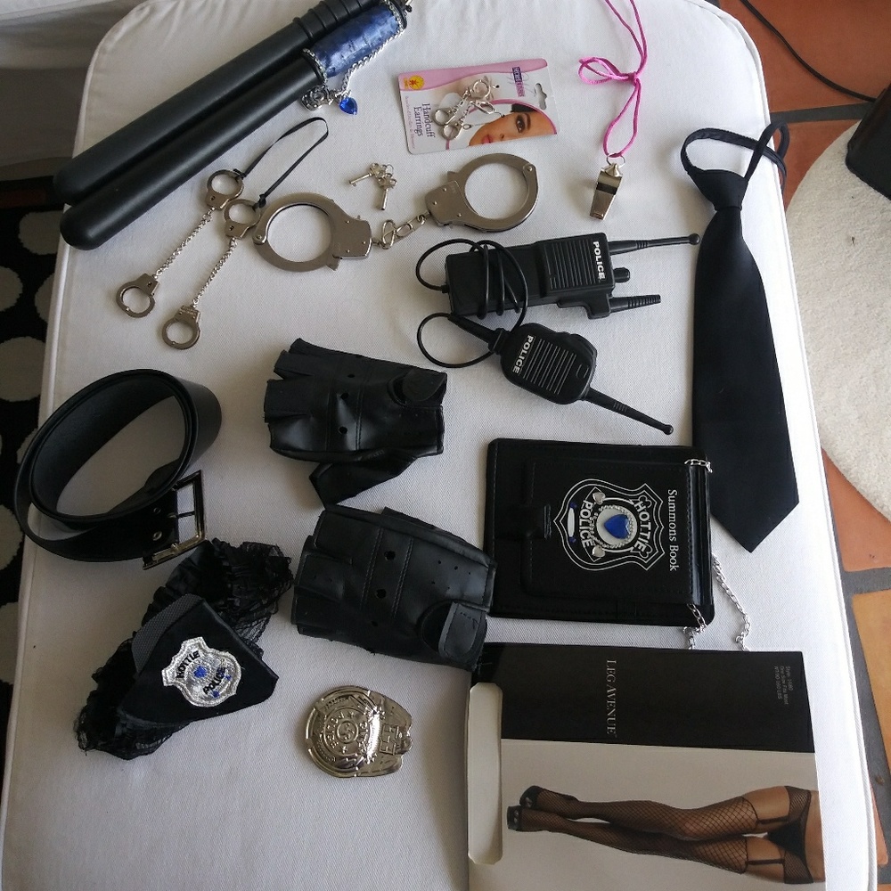 Halloween cop costume accessories